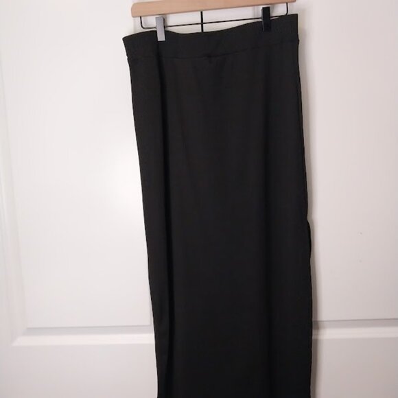 Shein Curve Split Long Skirt - Picture 3 of 6